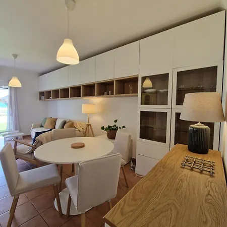 Vilamoura With 2 Pools, Terrace & Ac