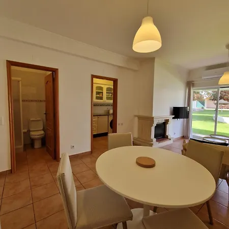 Vilamoura With 2 Pools, Terrace & Ac Apartman